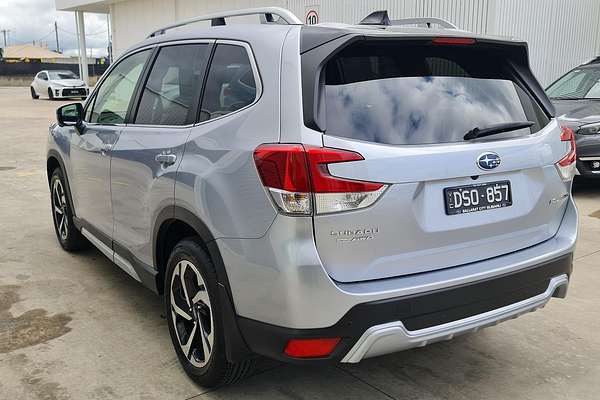 2024 Subaru Forester 2.5i-S S5