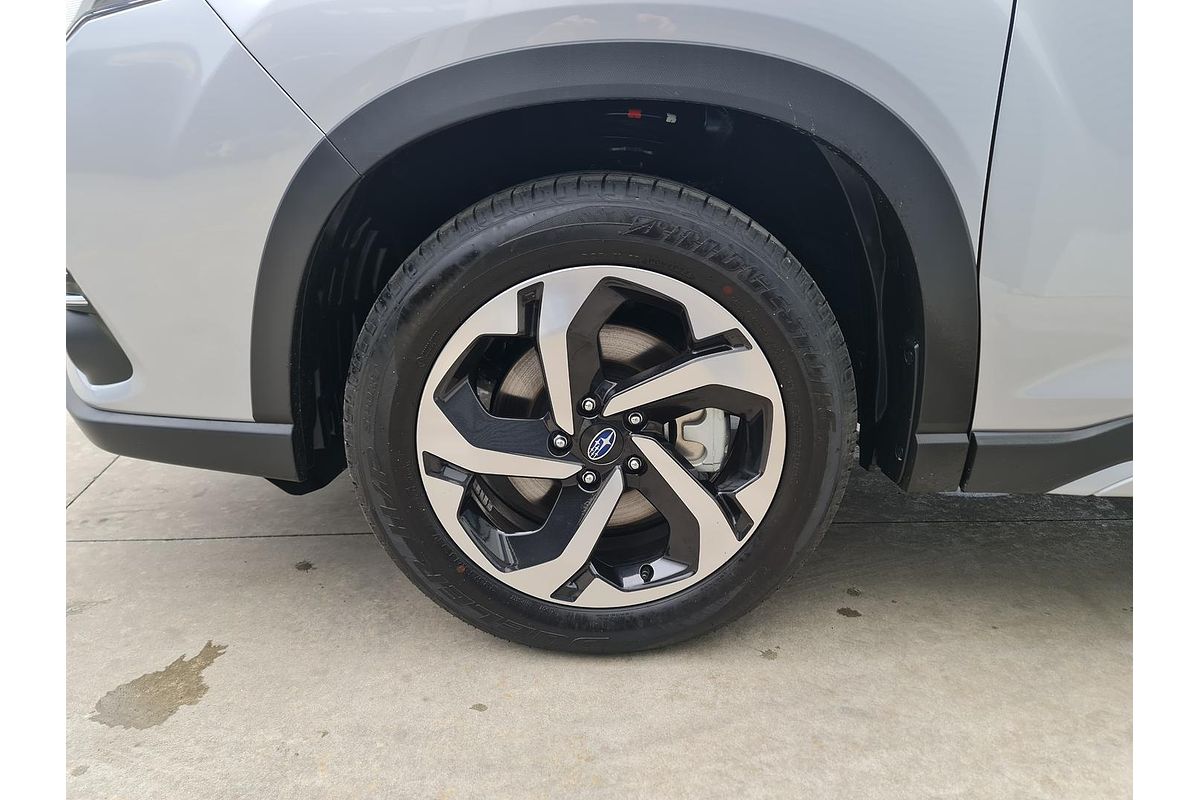 2024 Subaru Forester 2.5i-S S5