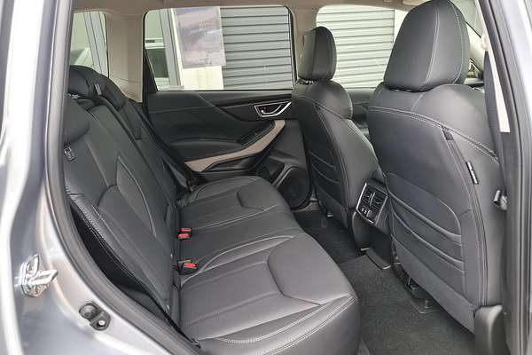 2024 Subaru Forester 2.5i-S S5