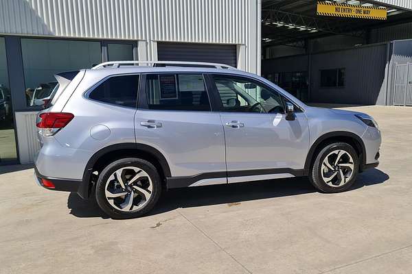 2024 Subaru Forester 2.5i-S S5