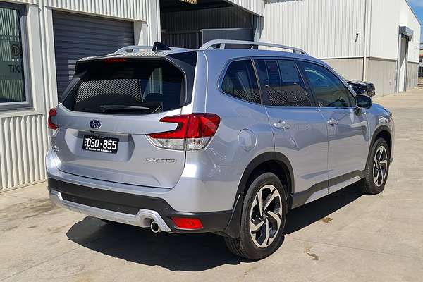 2024 Subaru Forester 2.5i-S S5