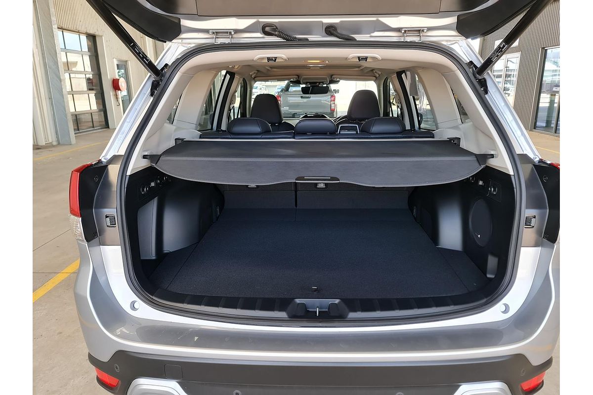 2024 Subaru Forester 2.5i-S S5