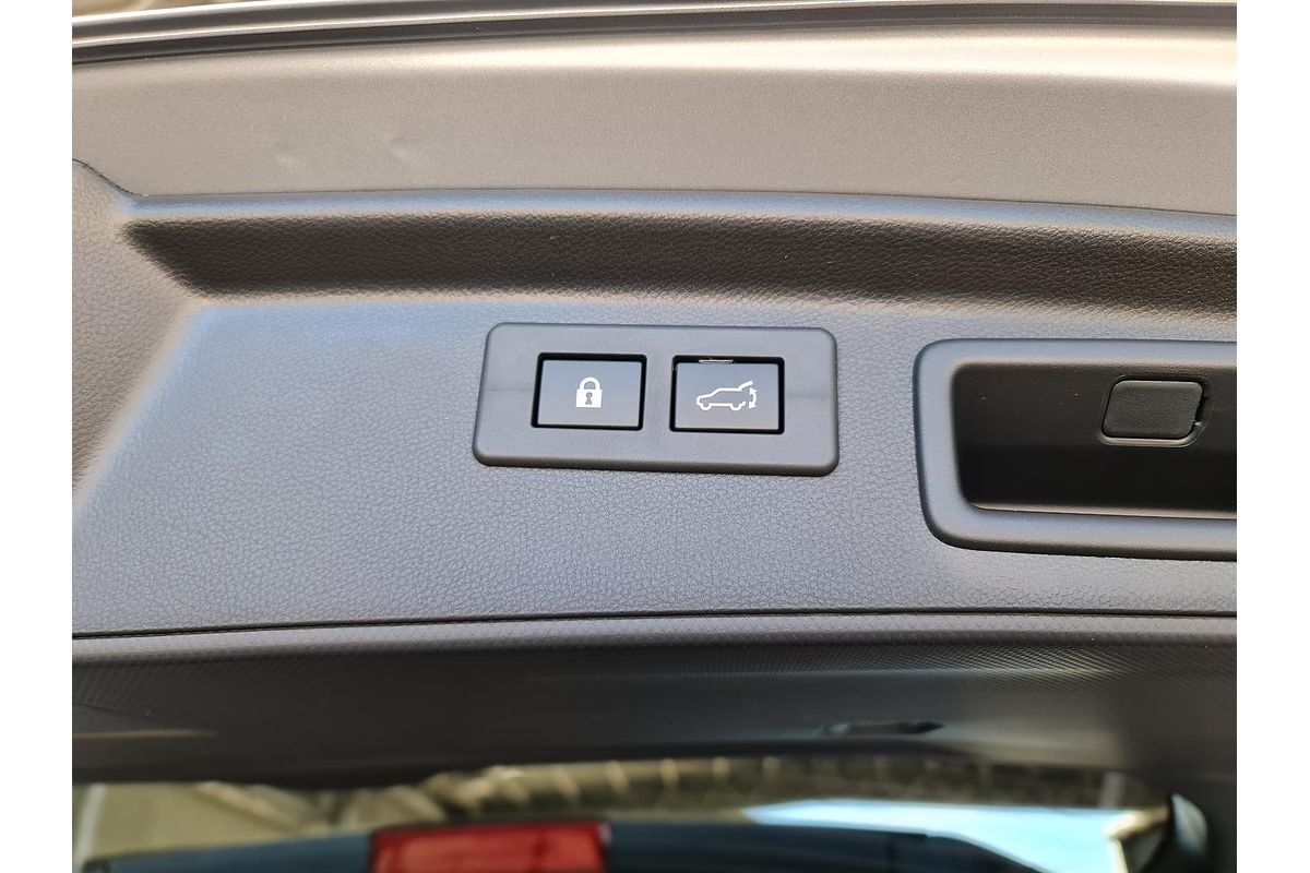 2024 Subaru Forester 2.5i-S S5