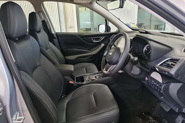2024 Subaru Forester 2.5i-S S5