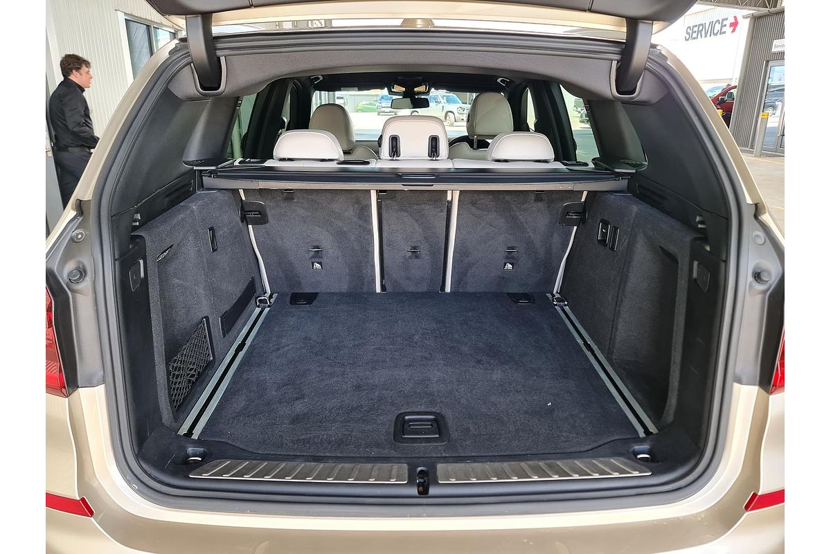2018 BMW X3 xDrive30i G01