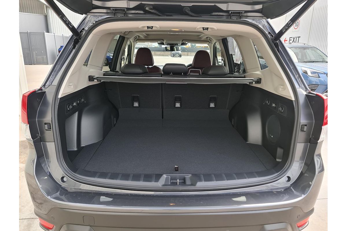 2024 Subaru Forester STI Sport S5