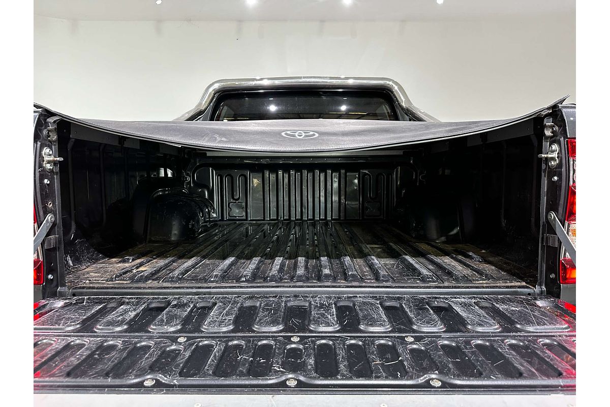2020 Toyota Hilux SR5 GUN126R 4X4