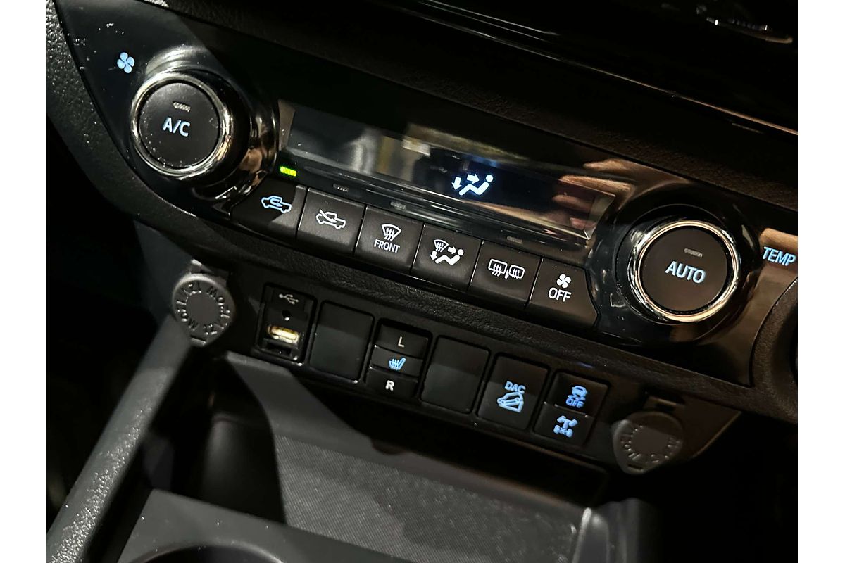 2020 Toyota Hilux SR5 GUN126R 4X4