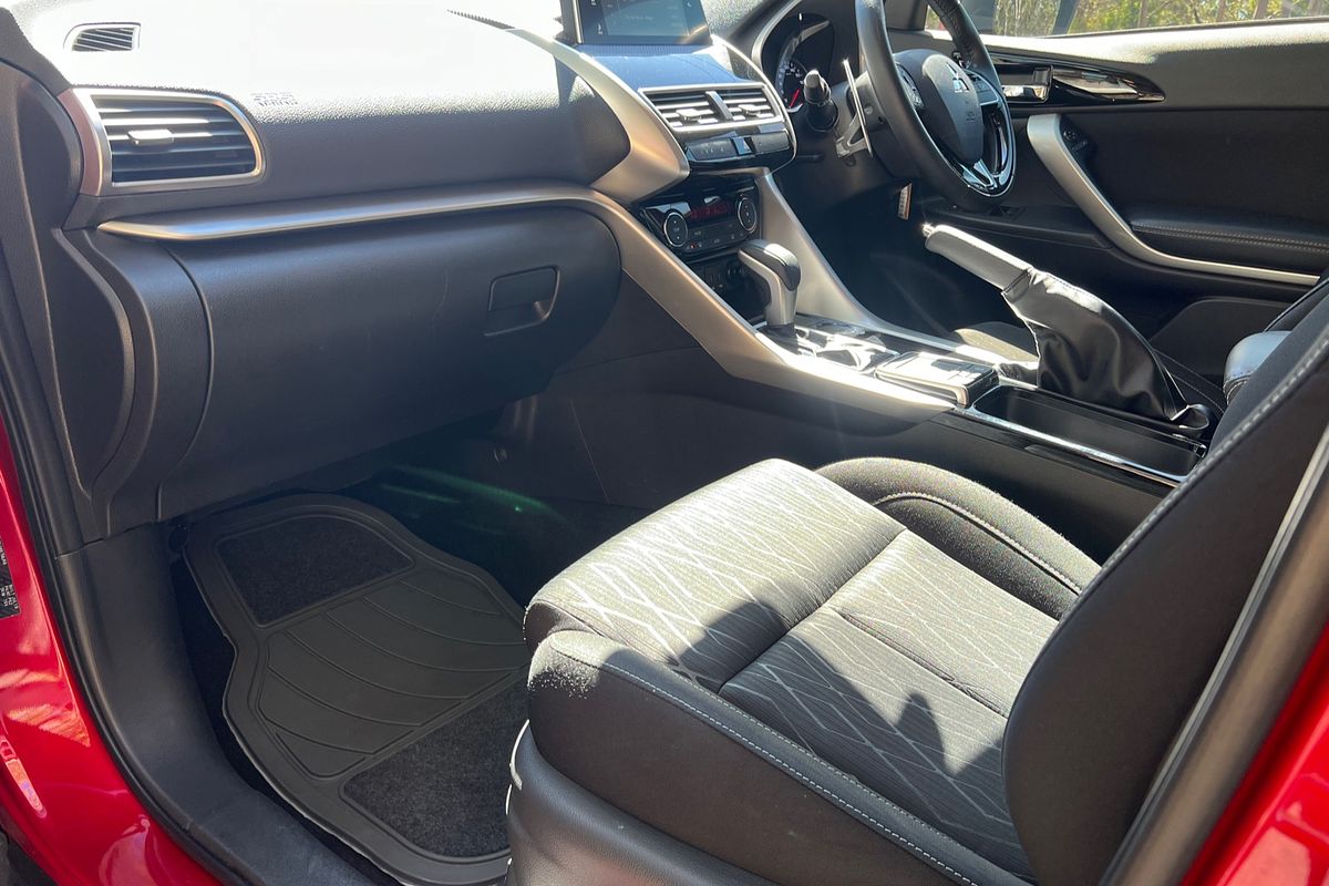 2019 Mitsubishi Eclipse Cross ES YA