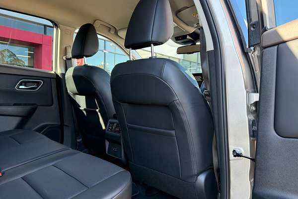 2024 Nissan X-TRAIL ST-L T33