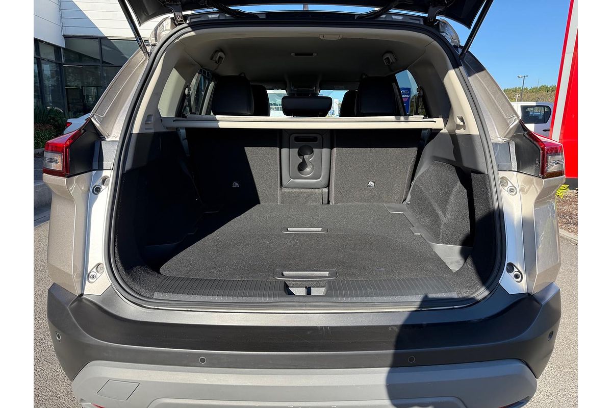 2024 Nissan X-TRAIL ST-L T33