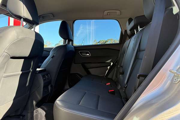 2024 Nissan X-TRAIL ST-L T33