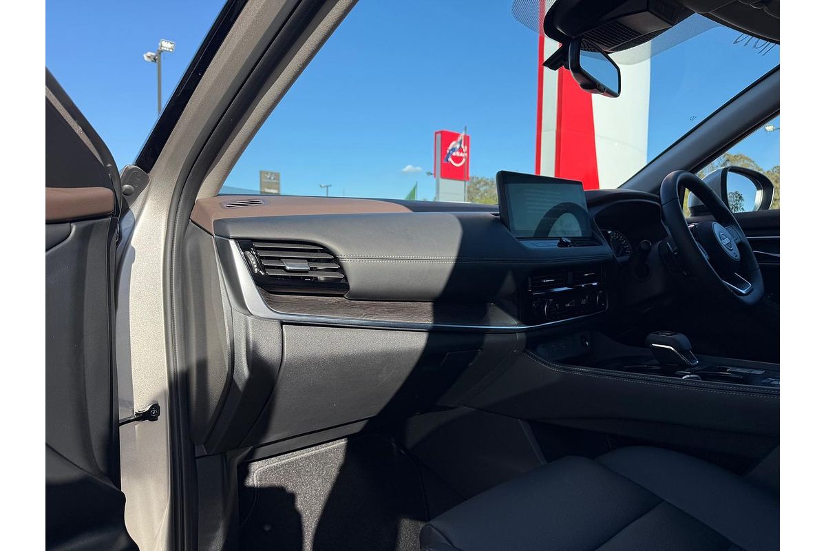 2024 Nissan X-TRAIL ST-L T33