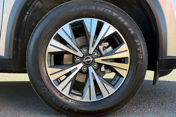 2024 Nissan X-TRAIL ST-L T33