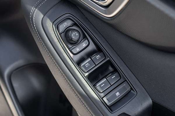 2023 Subaru Forester 2.5i S5