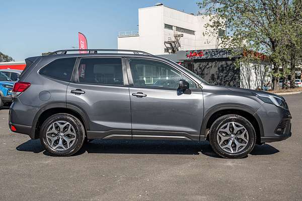 2023 Subaru Forester 2.5i S5