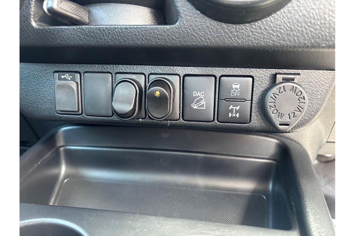 2021 Toyota Hilux SR GUN126R 4X4