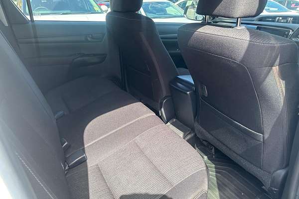 2021 Toyota Hilux SR GUN126R 4X4