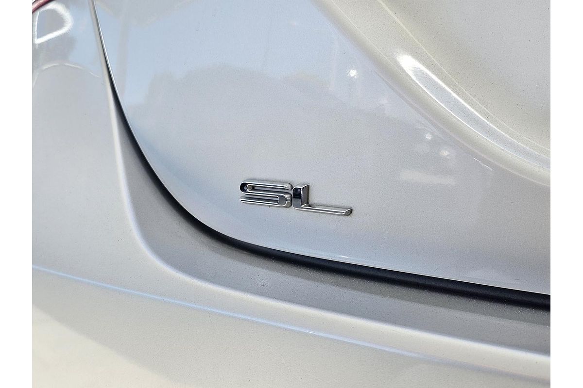 2018 Toyota Camry SL AXVH71R