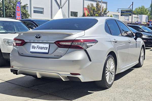 2018 Toyota Camry SL AXVH71R