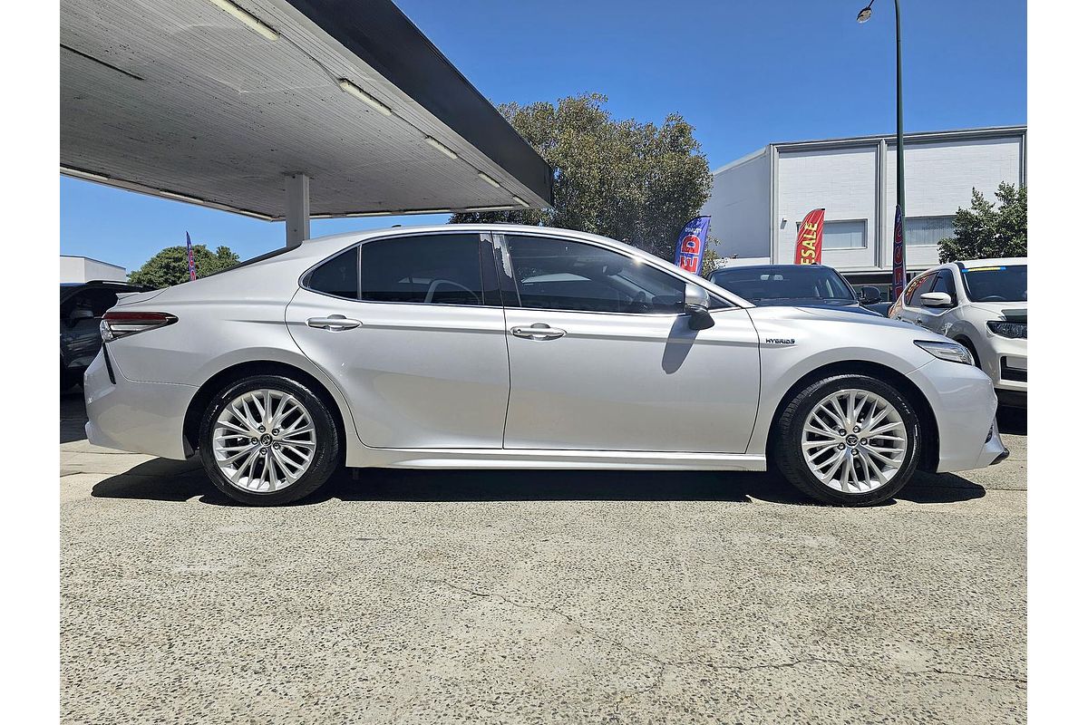 2018 Toyota Camry SL AXVH71R