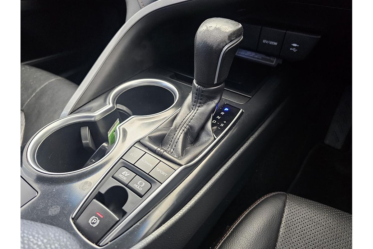 2018 Toyota Camry SL AXVH71R