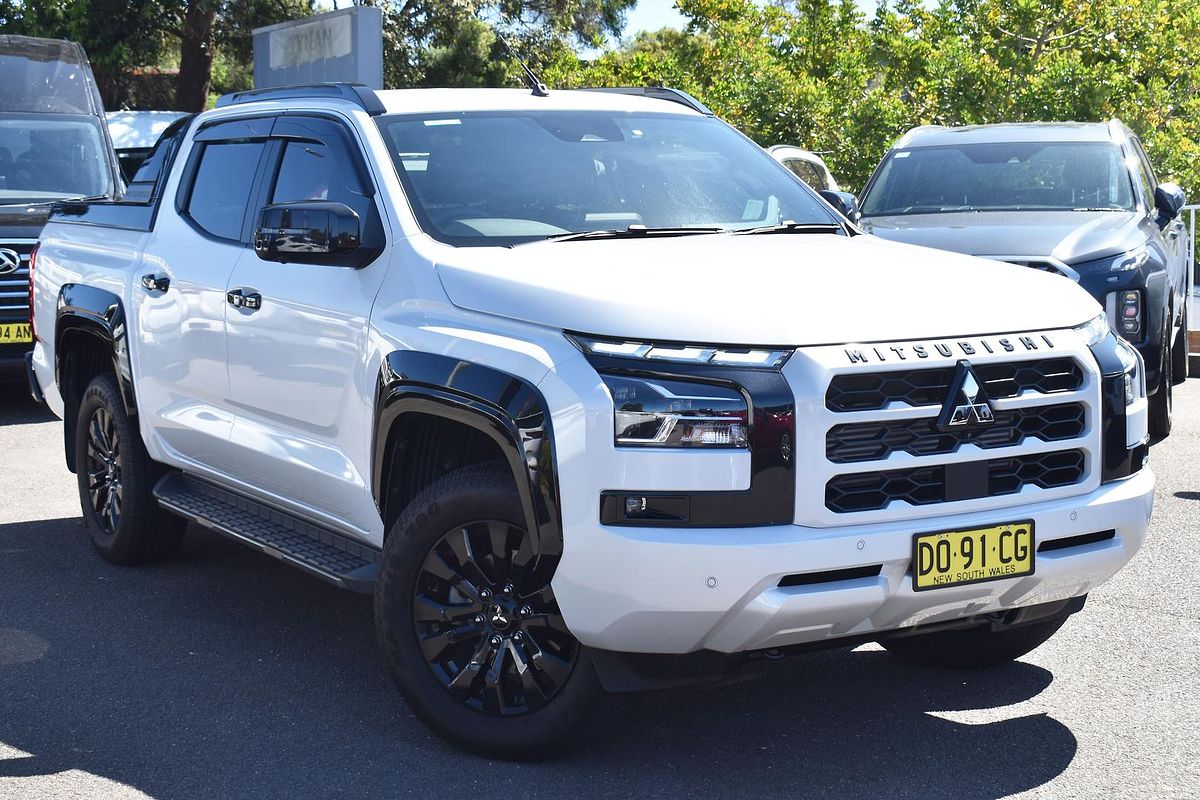 2024 Mitsubishi Triton GSR MV 4X4