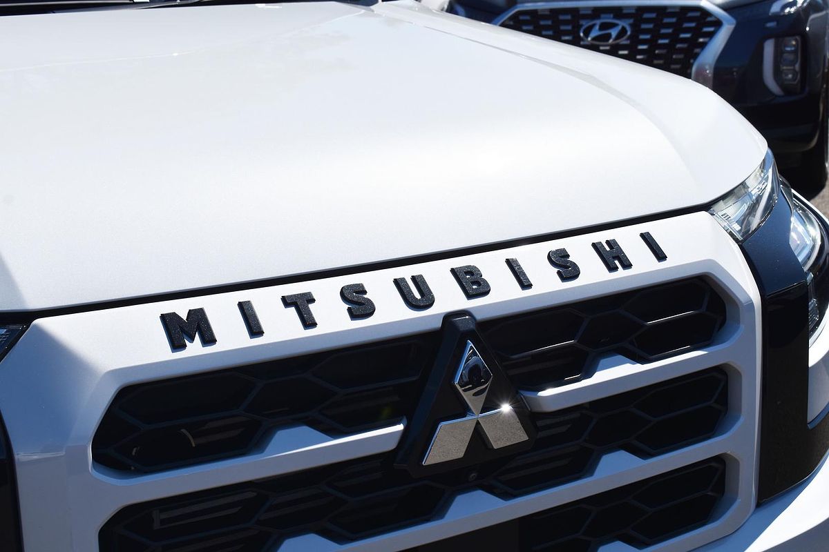 2024 Mitsubishi Triton GSR MV 4X4
