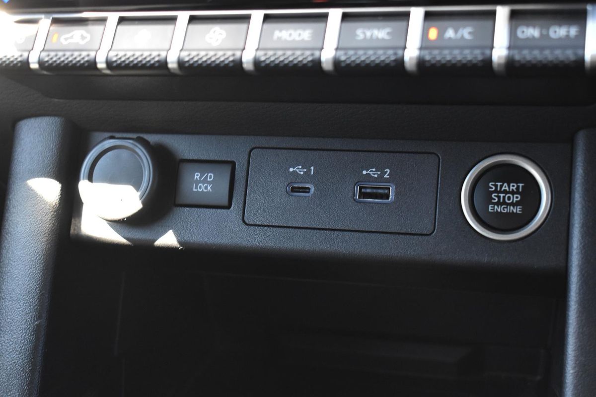 2024 Mitsubishi Triton GSR MV 4X4