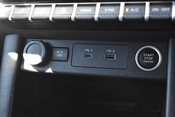 2024 Mitsubishi Triton GSR MV 4X4