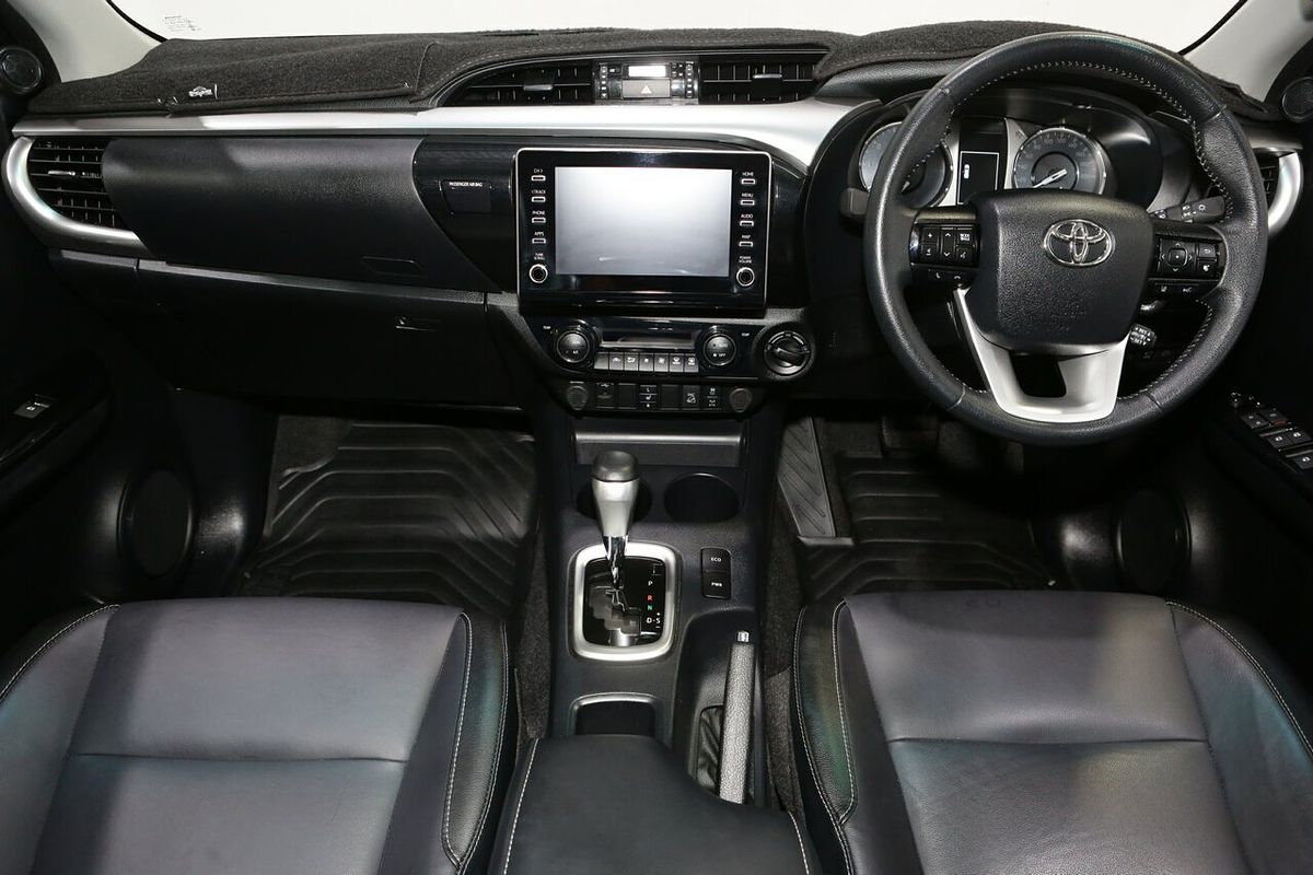 2022 Toyota Hilux SR5 GUN126R 4X4