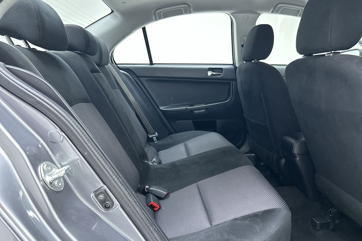 2016 Mitsubishi Lancer ES Sport CF