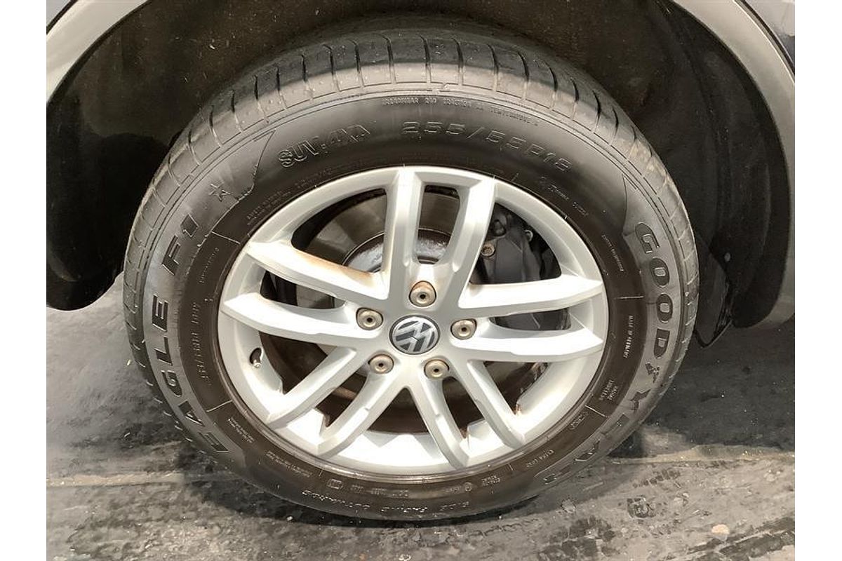 2016 Volkswagen Touareg 150TDI Element 7P