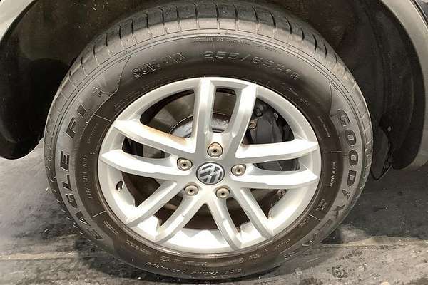 2016 Volkswagen Touareg 150TDI Element 7P