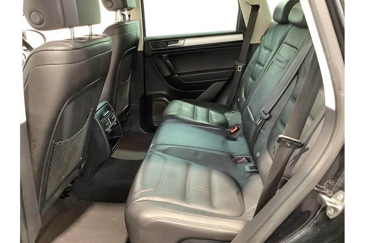 2016 Volkswagen Touareg 150TDI Element 7P