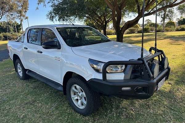 2021 Toyota Hilux SR GUN126R 4X4