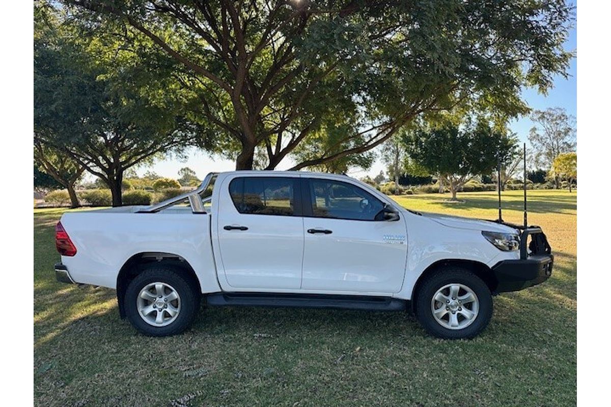 2021 Toyota Hilux SR GUN126R 4X4