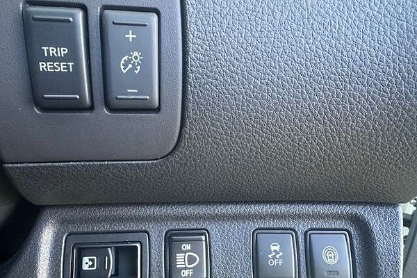 2023 Nissan Navara PRO-4X Warrior D23 4X4