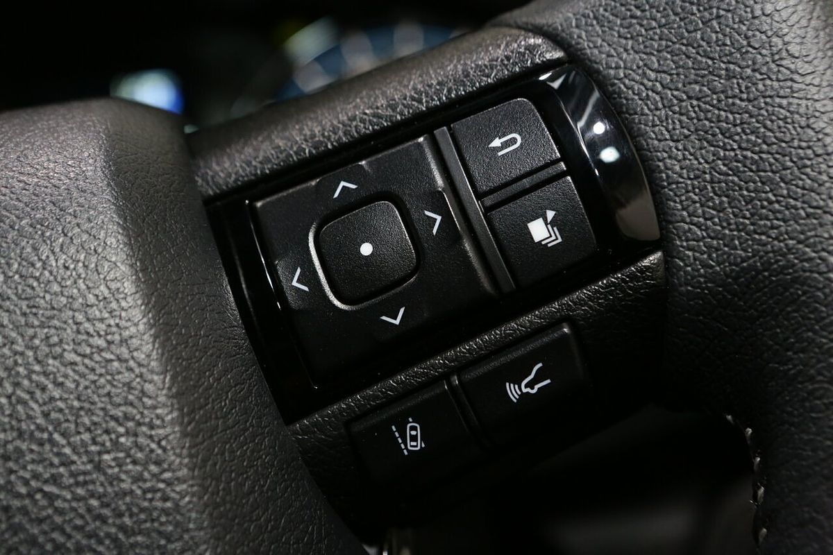 2025 Toyota Hilux Rogue 48V GUN126R 4X4