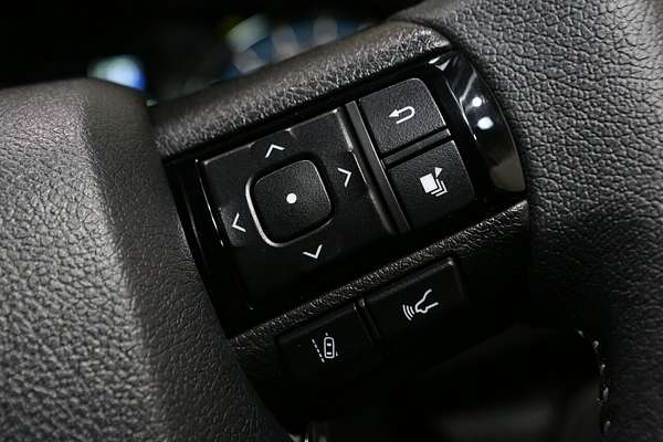 2025 Toyota Hilux Rogue 48V GUN126R 4X4