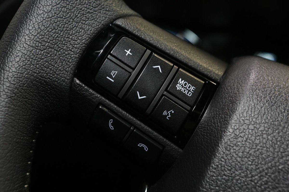 2025 Toyota Hilux Rogue 48V GUN126R 4X4