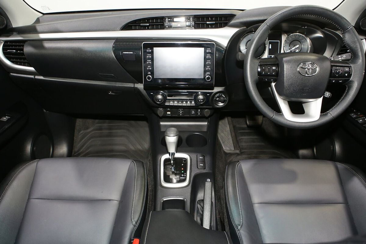 2022 Toyota Hilux SR5 GUN126R 4X4
