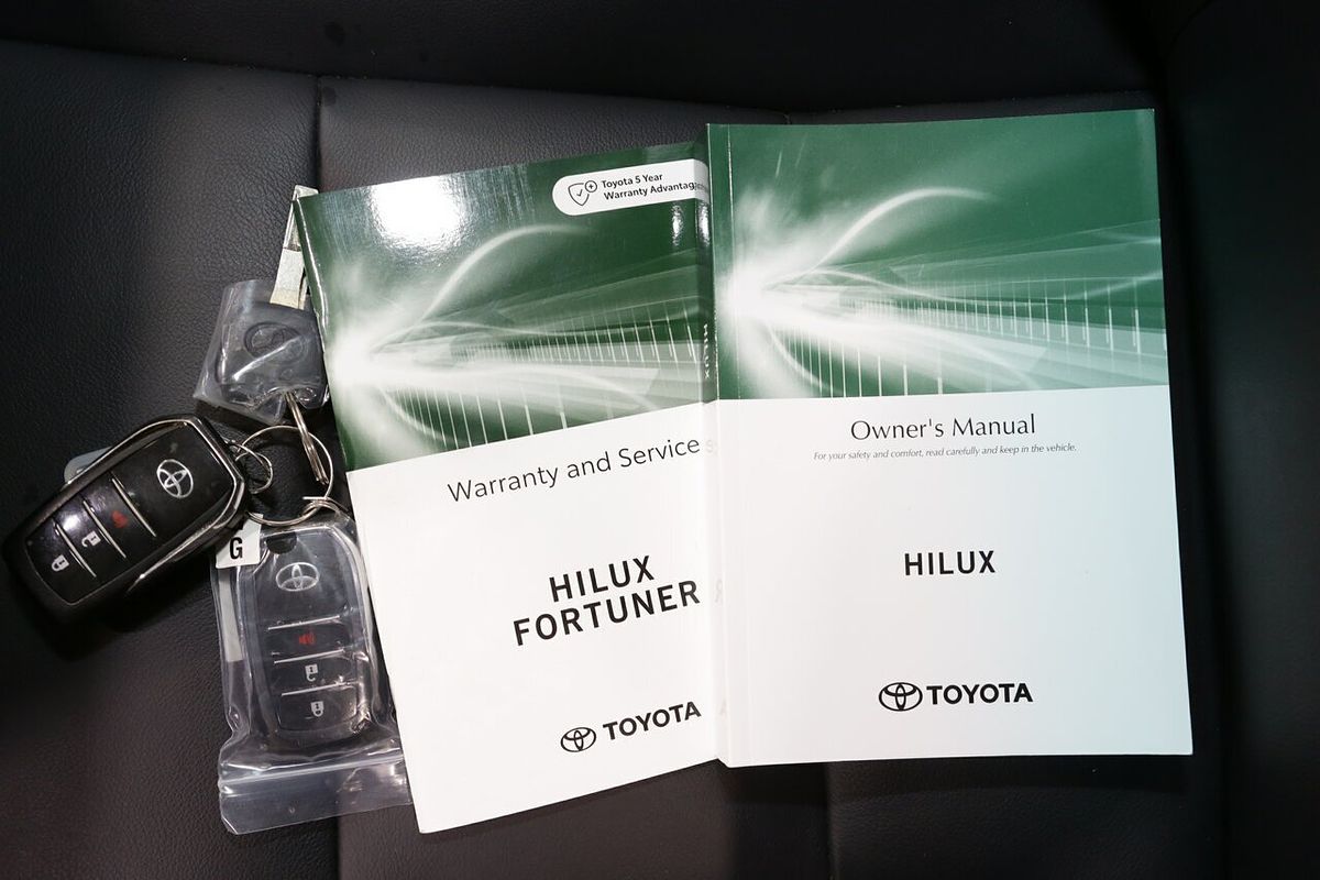 2022 Toyota Hilux SR5 GUN126R 4X4