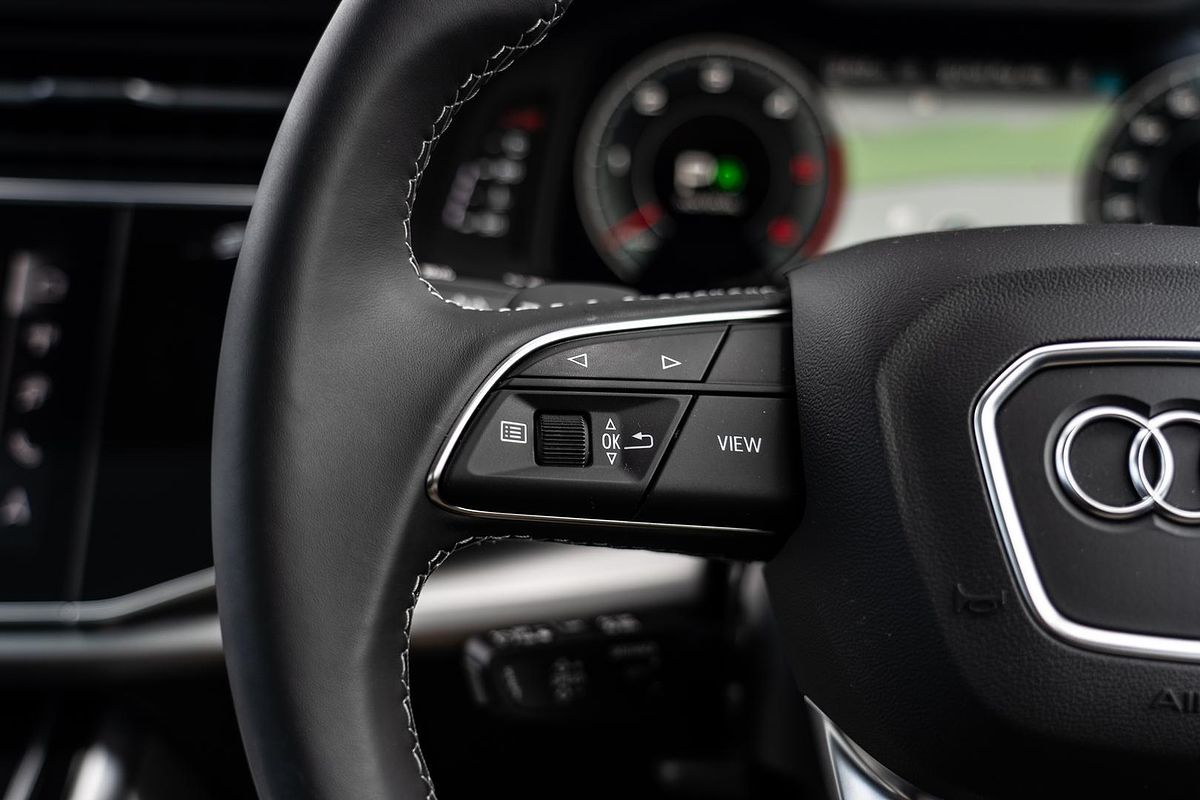 2025 Audi Q7 45 TDI 4M