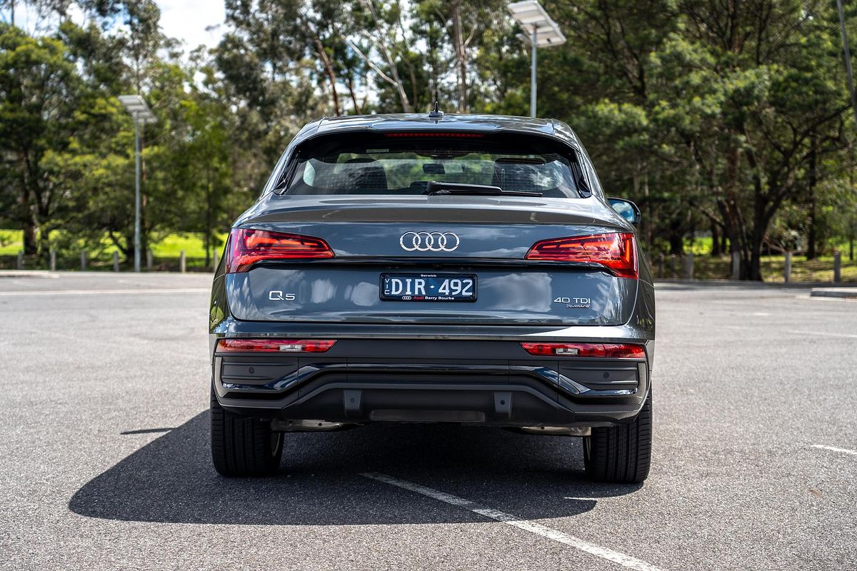 2024 Audi Q5 40 TDI S line FY