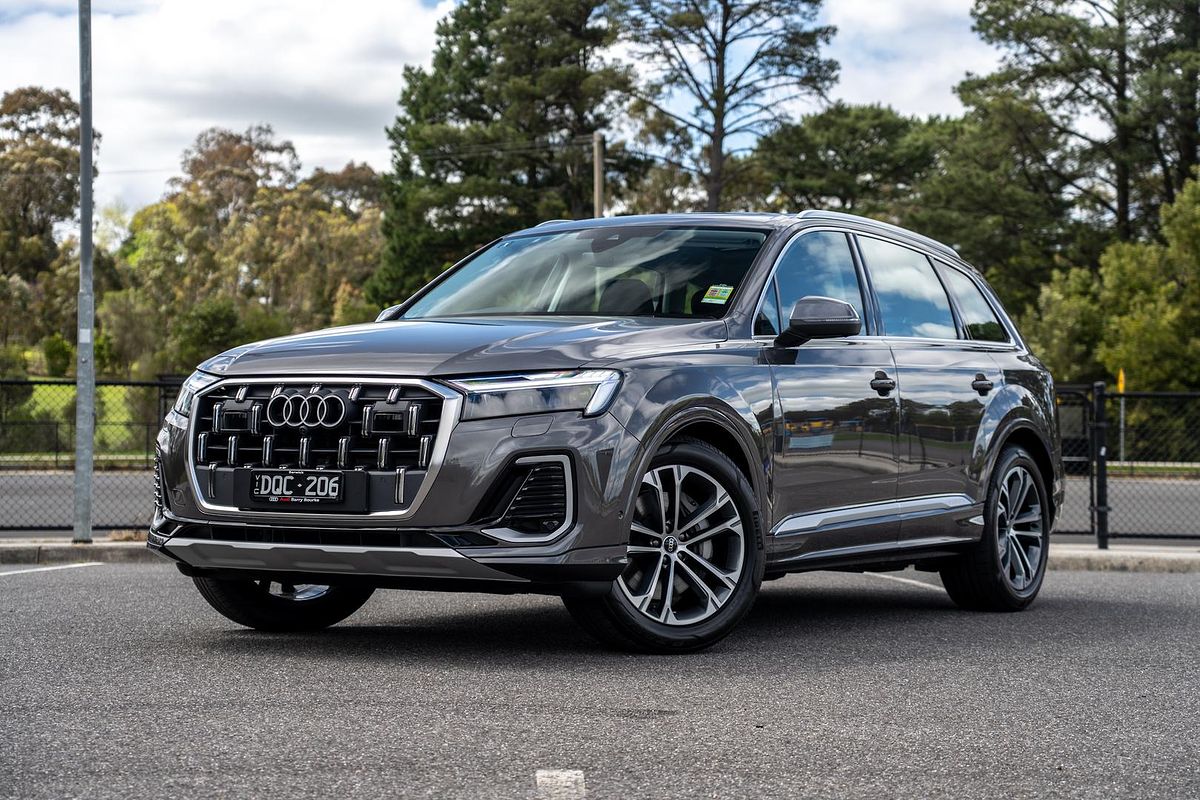 2025 Audi Q7 45 TFSI 4M