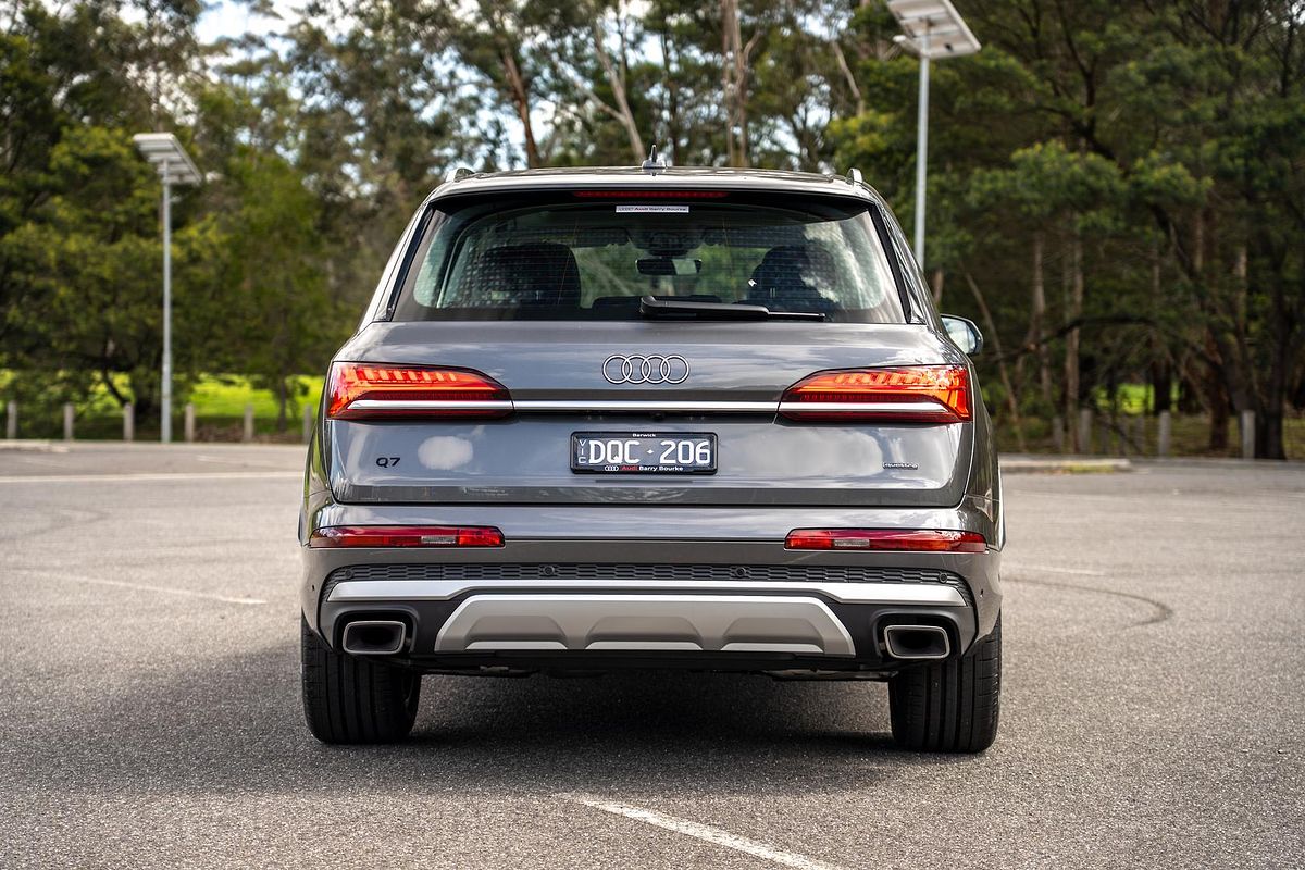 2025 Audi Q7 45 TFSI 4M