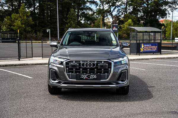 2025 Audi Q7 45 TFSI 4M