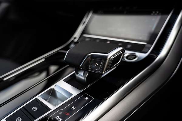 2025 Audi Q7 45 TFSI 4M