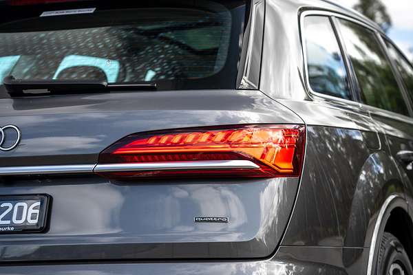 2025 Audi Q7 45 TFSI 4M